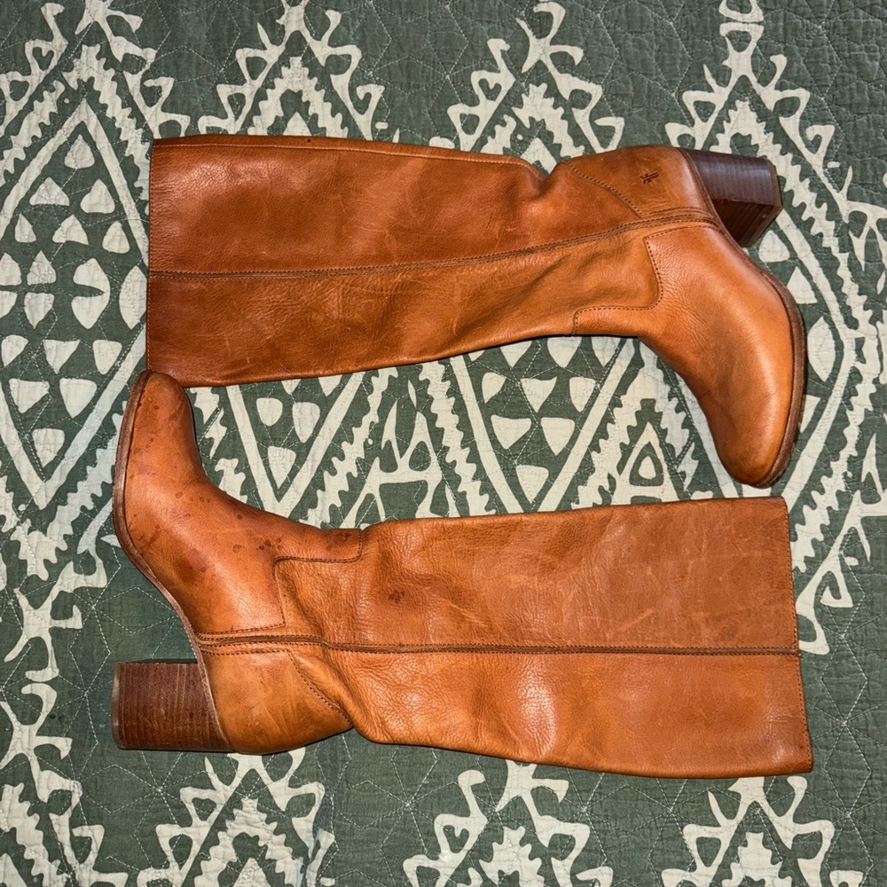 Frye Tan Leather Boots with 3in heel